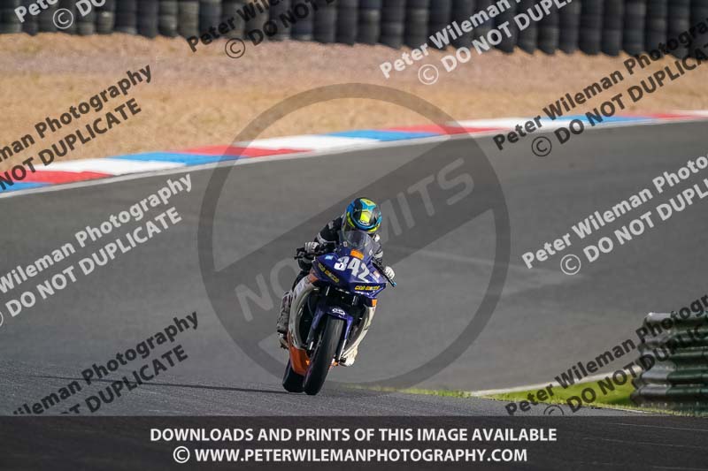 enduro digital images;event digital images;eventdigitalimages;mallory park;mallory park photographs;mallory park trackday;mallory park trackday photographs;no limits trackdays;peter wileman photography;racing digital images;trackday digital images;trackday photos